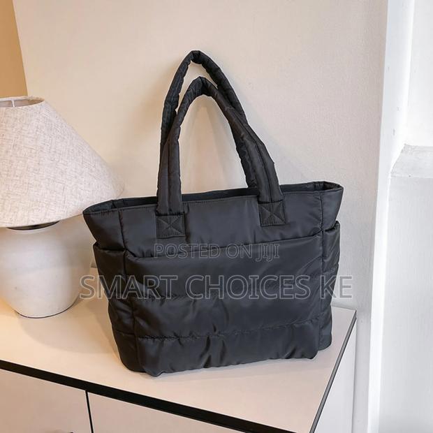 New Minimalist Tote Bag