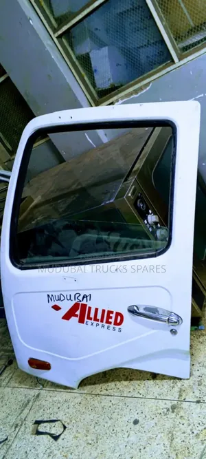 Mitsubishi Fuso Mahewa Manual Door