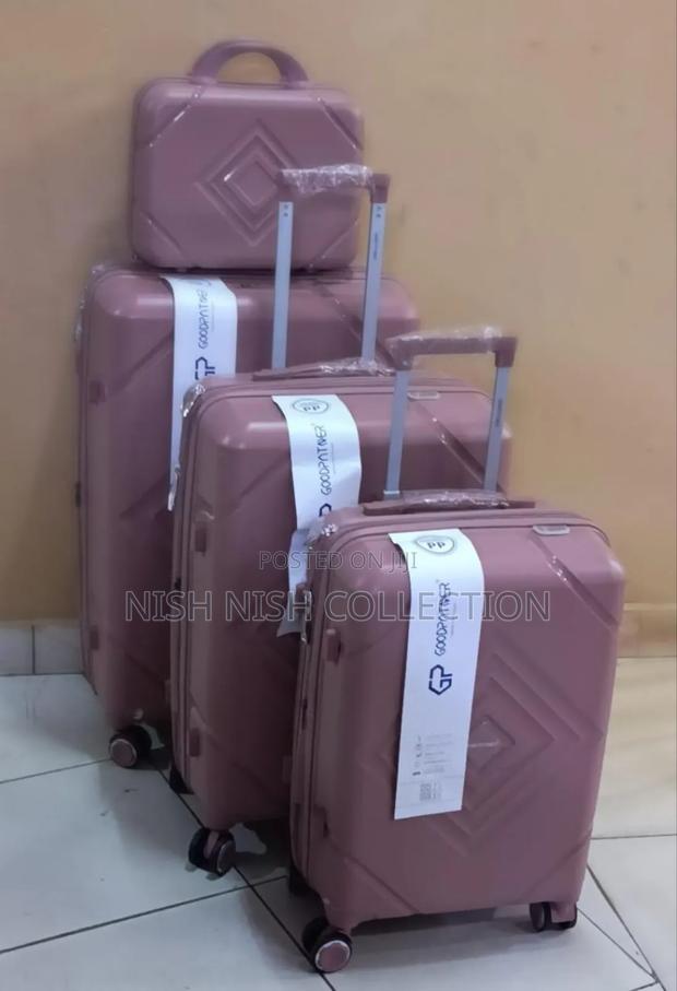 4 in 1 Luxurious Unbreakable Suitcase - thumbnail 3