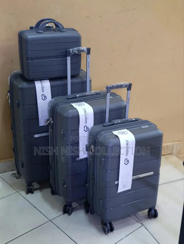 4 in 1 Luxurious Unbreakable Suitcase - thumbnail 5