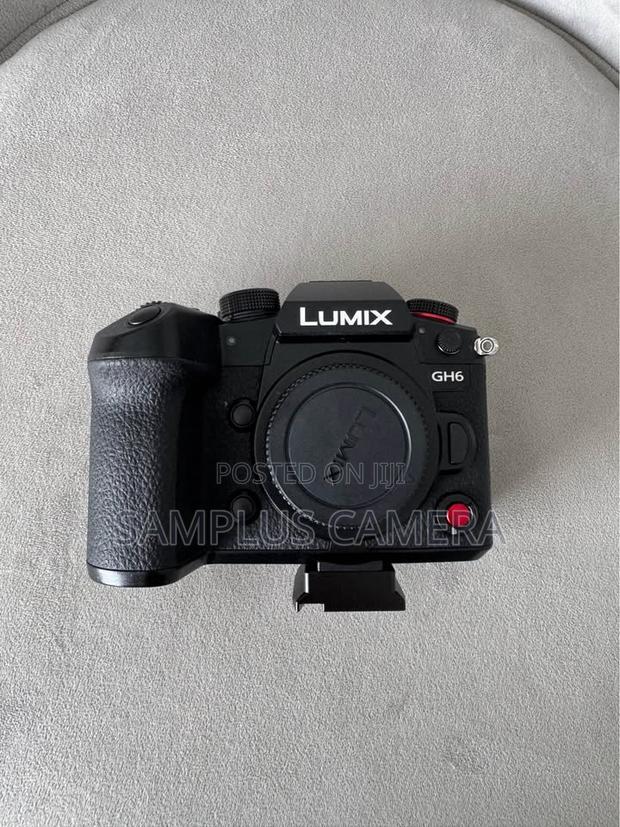 Panasonic Lumix Gh6 Mirrorless Camera - thumbnail 3