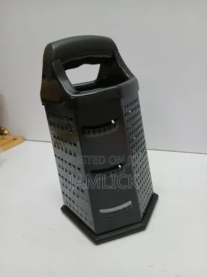 6-Sided Portable Multifunctional Grater
- Bz