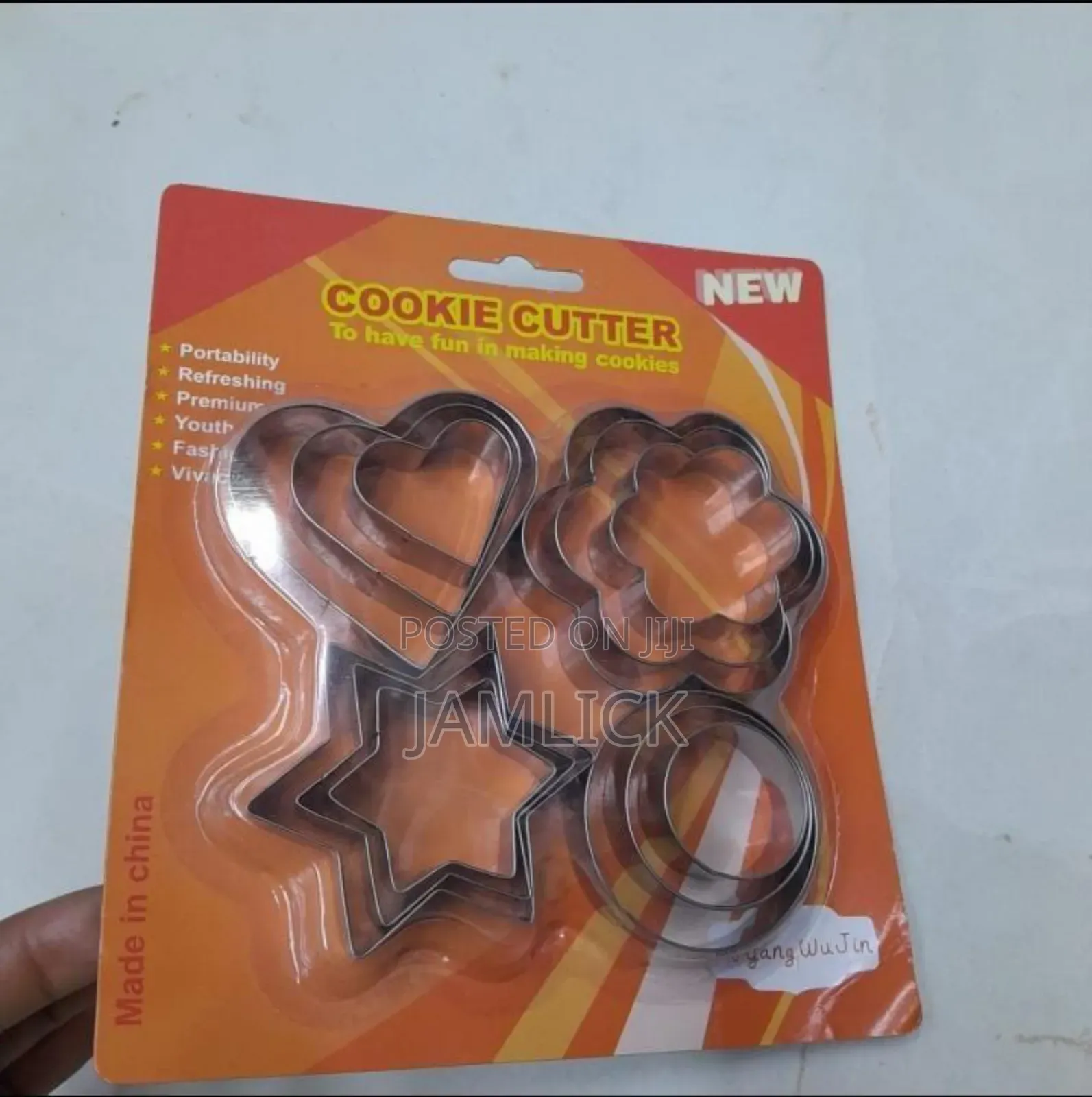Stainless Steel Cookie Cutter / Shaper - Bz