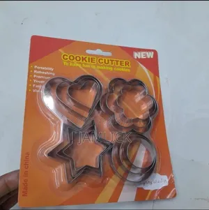 Stainless Steel Cookie Cutter / Shaper - Bz