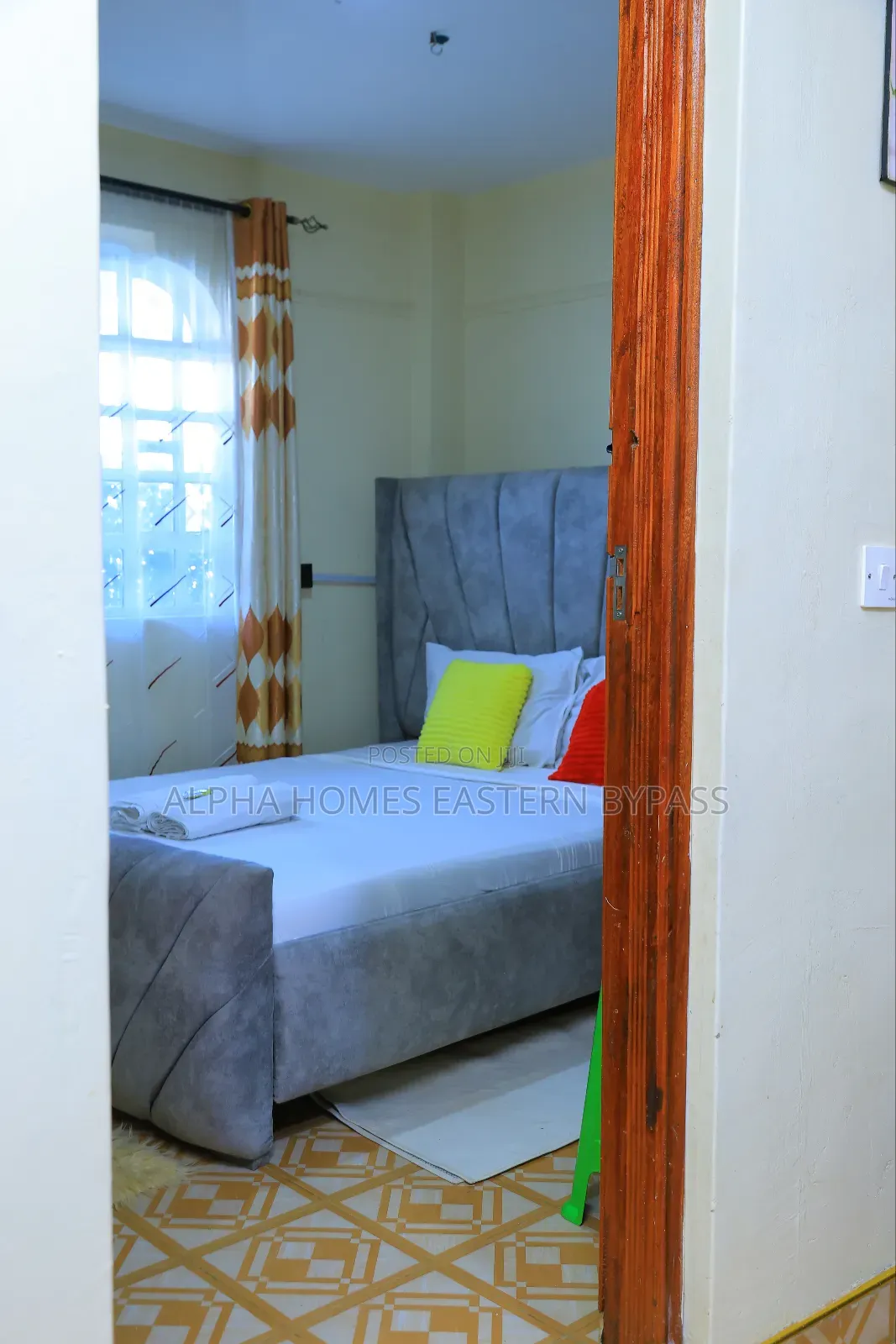 Heart of Kamakis Escape: Spacious 1-Bed, Fully Furnished on Eastern