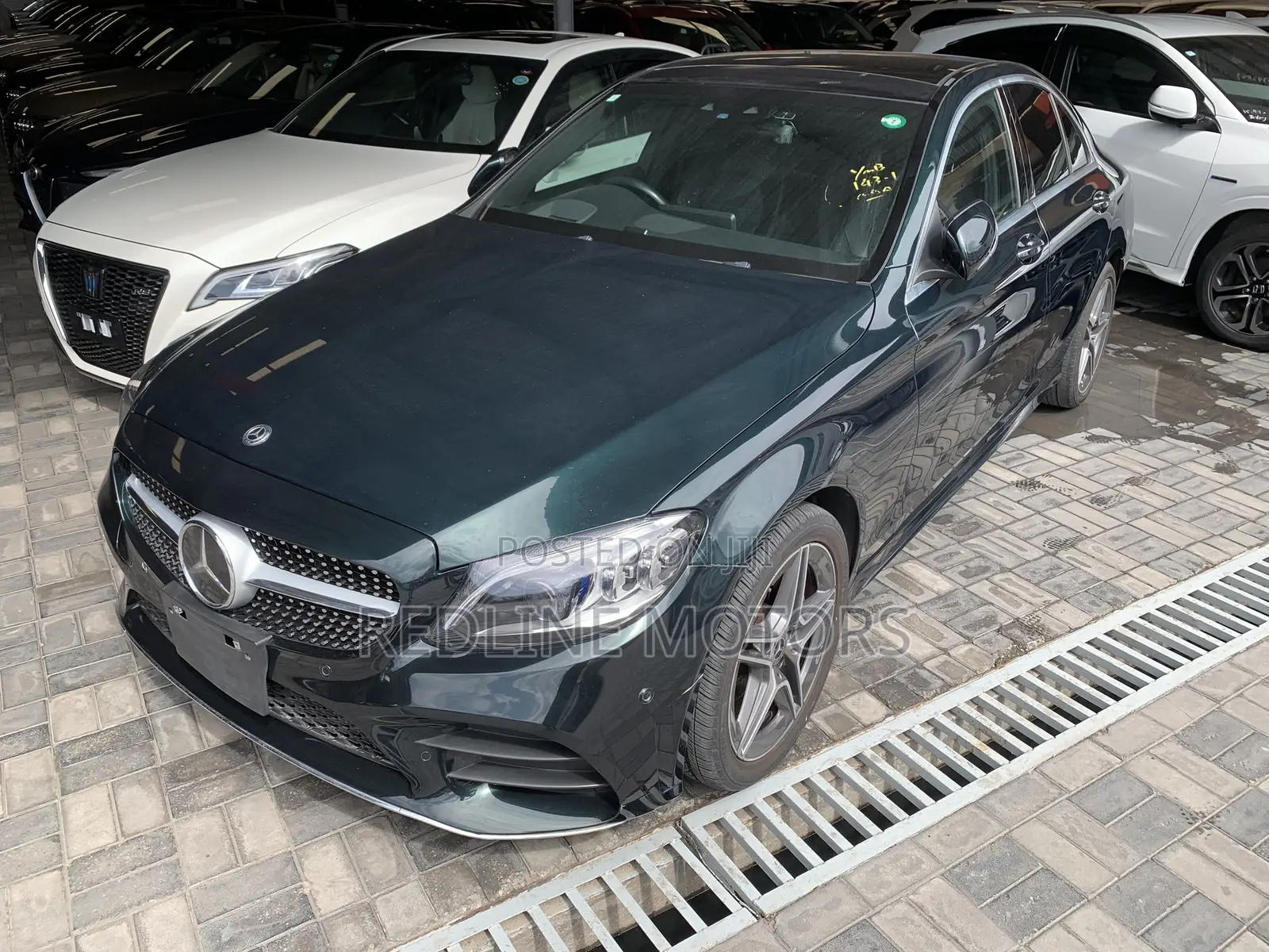 Mercedes-Benz C220 Base 2018 Green