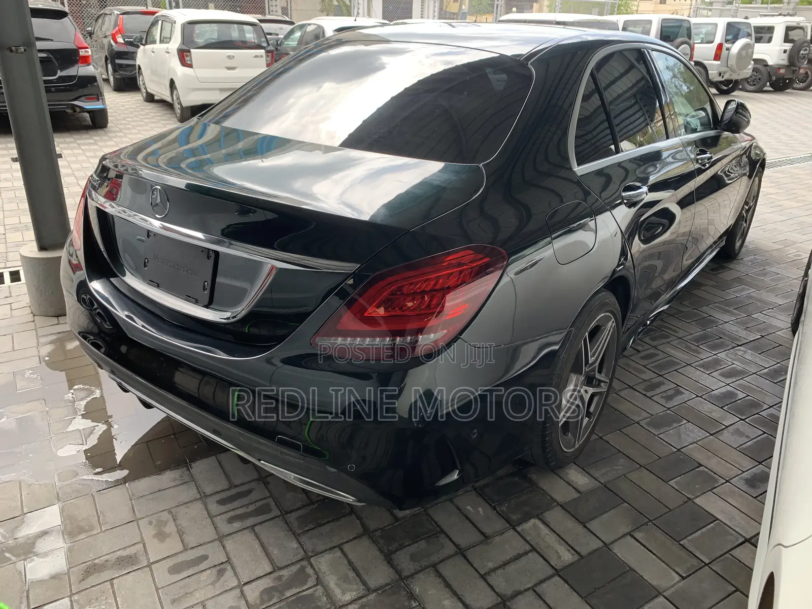 Mercedes-Benz C220 Base 2018 Green