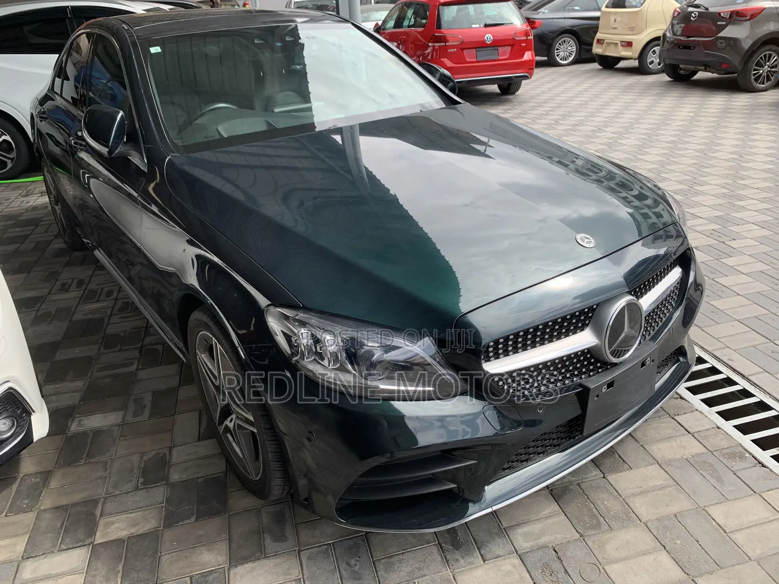 Mercedes-Benz C220 Base 2018 Green