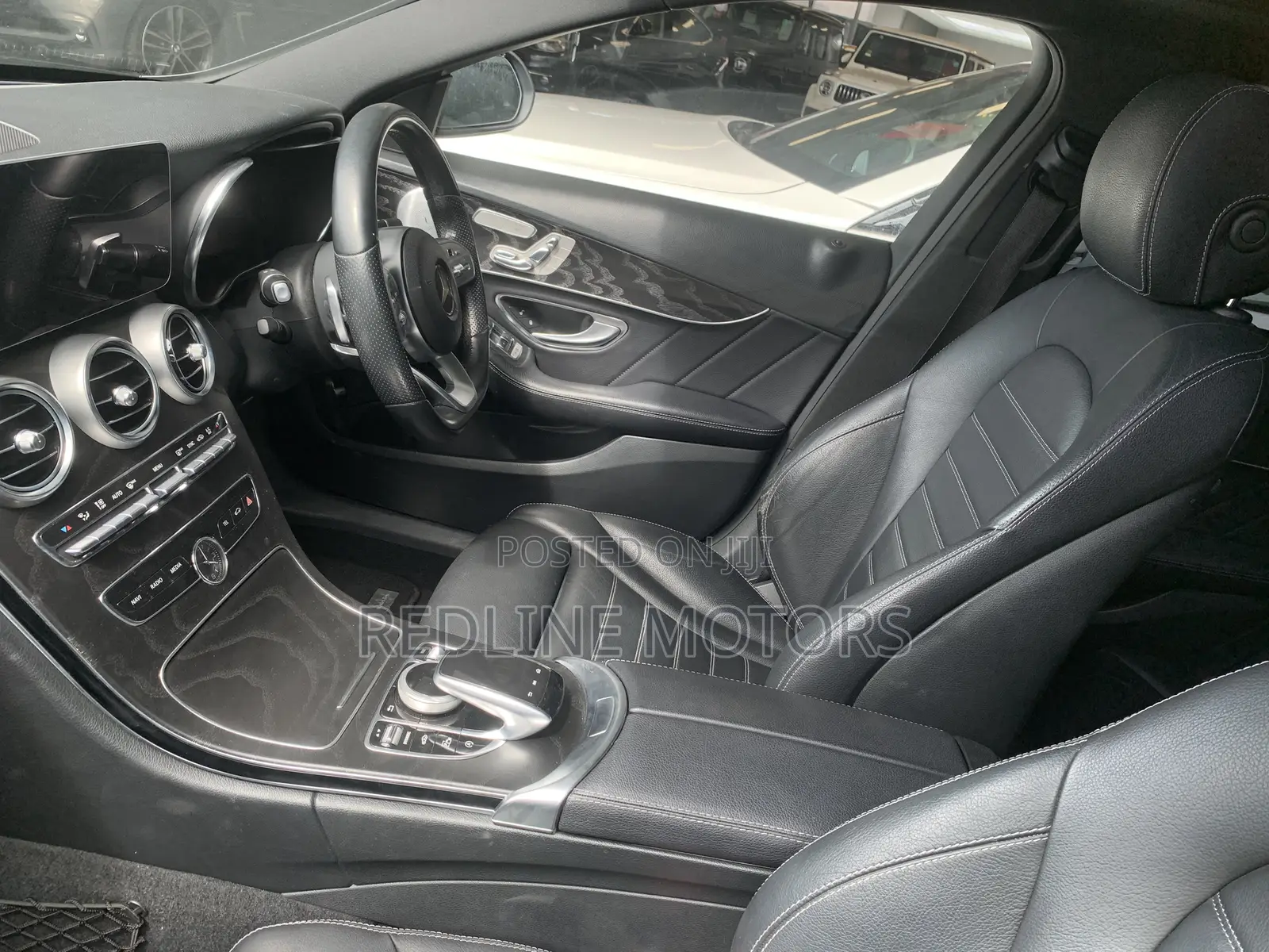 Mercedes-Benz C220 Base 2018 Green