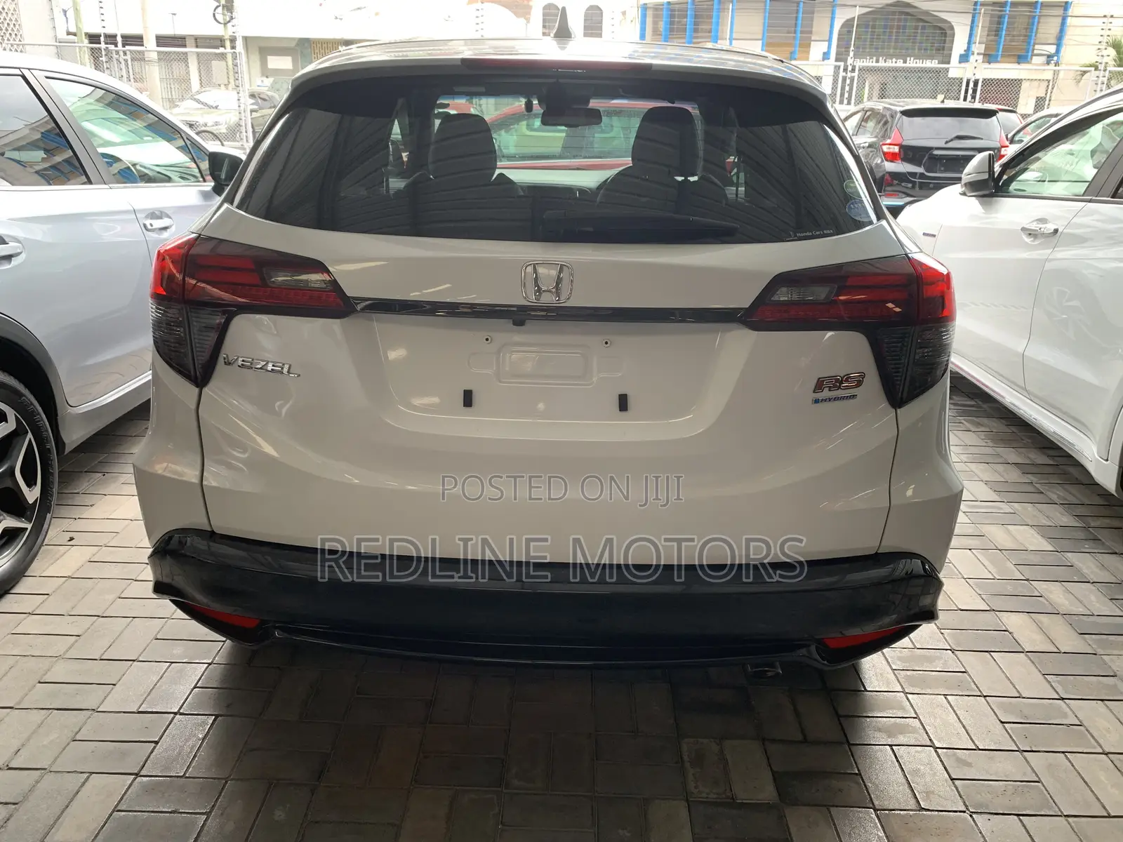 Honda Vezel 1.5 Hybrid 4WD 2018 Pearl