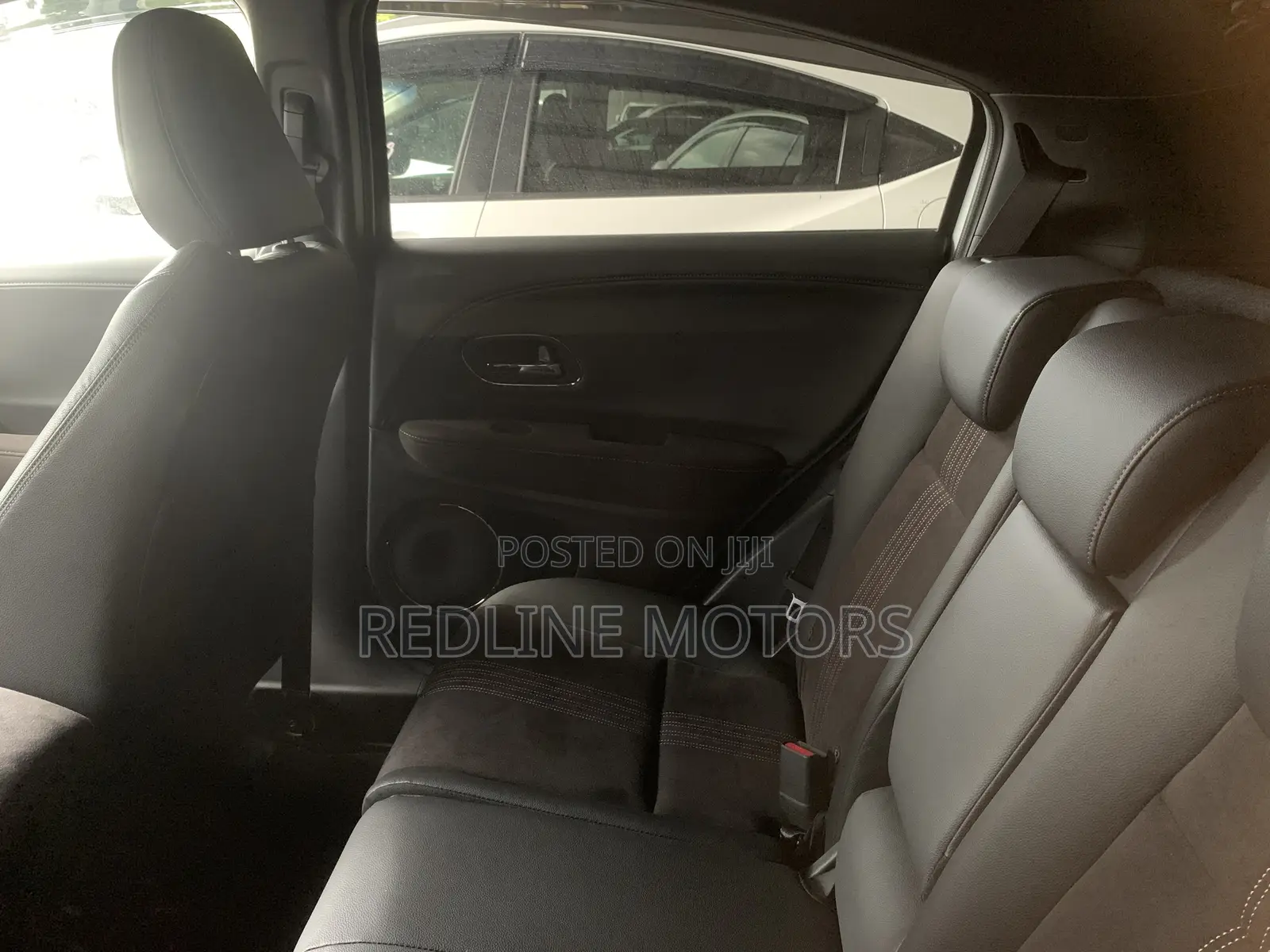 Honda Vezel 1.5 Hybrid 4WD 2018 Pearl