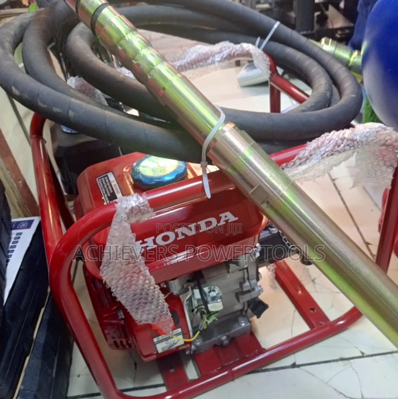 Honda Concrete Poker Vibrator