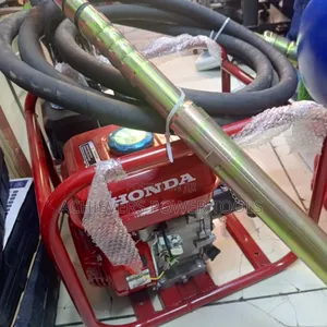 Honda Concrete Poker Vibrator