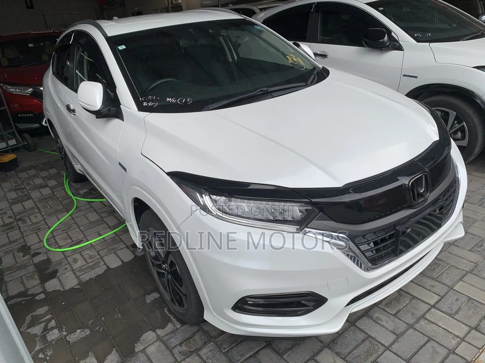 Honda Vezel 1.5 Hybrid 2WD 2018 White