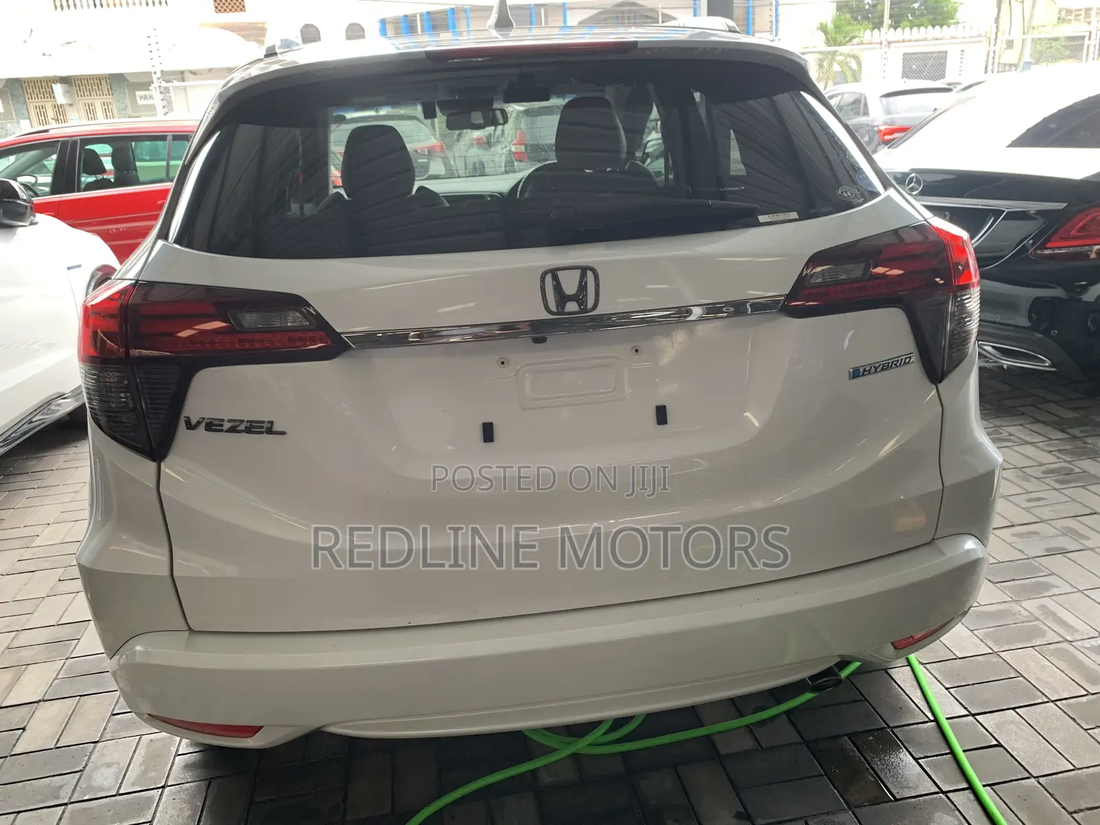 Honda Vezel 1.5 Hybrid 2WD 2018 White
