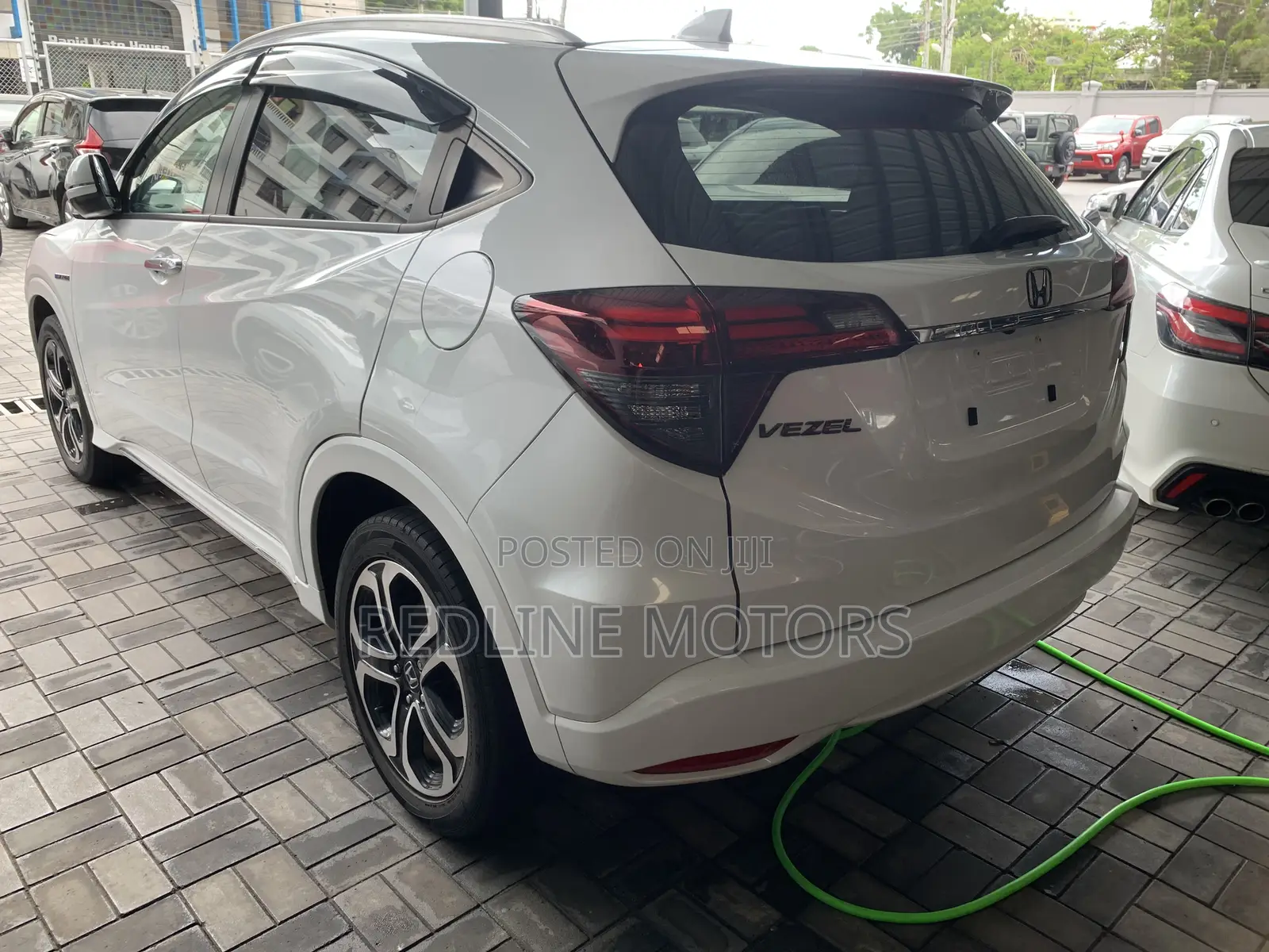 Honda Vezel 1.5 Hybrid 2WD 2018 White