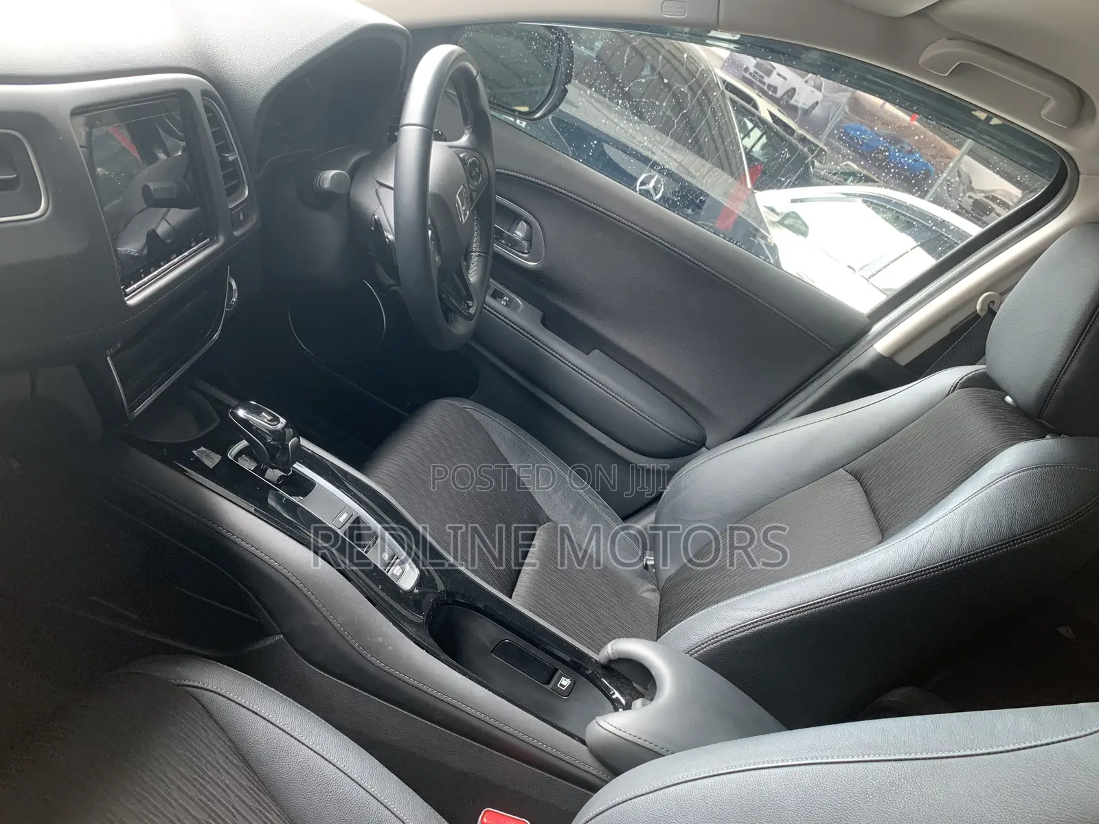 Honda Vezel 1.5 Hybrid 2WD 2018 White
