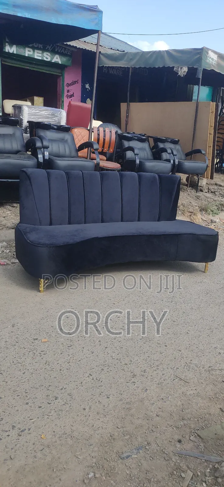 C- Curved Spa Waiting Couch