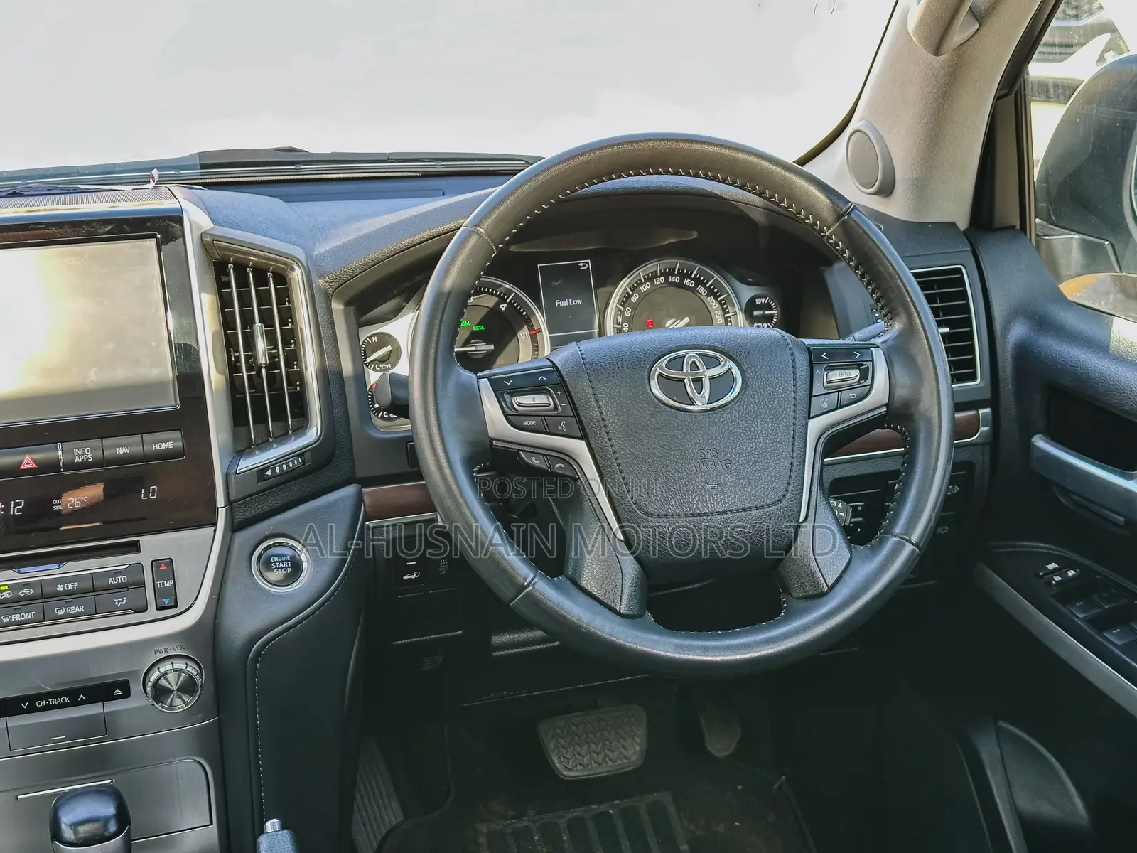 Toyota Land Cruiser 2018 White