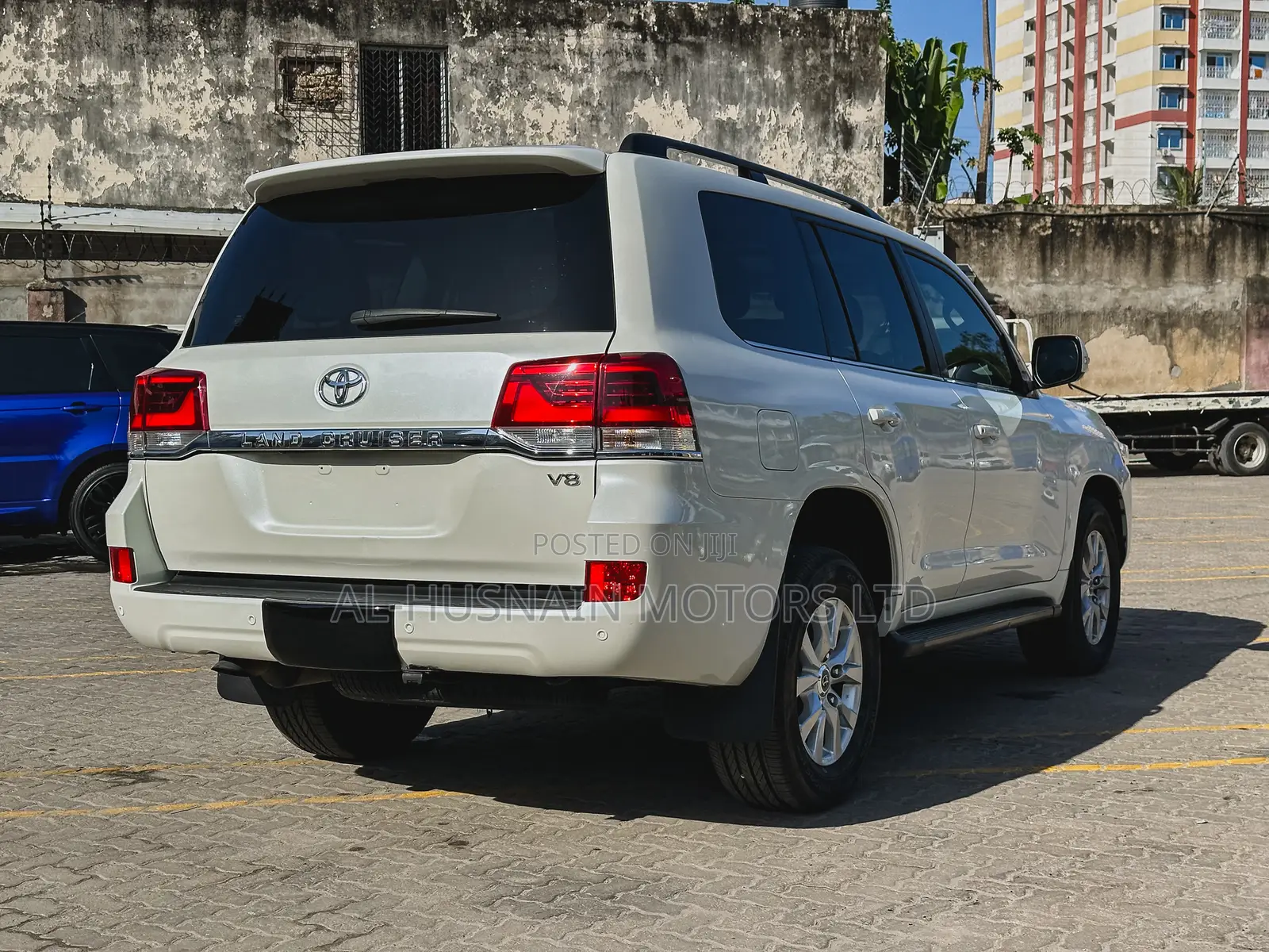 Toyota Land Cruiser 2018 White