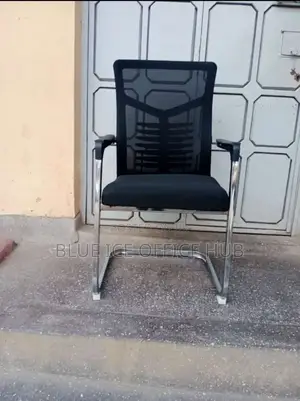 Comfortable Visitors Chair