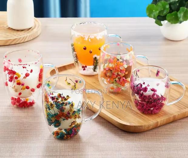 Clear or Real Flowers Between Unbreakable Double Wall Acrylic Cup