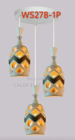 Unique Gold-Colored Three-Light Metal Pendant Light Kp8