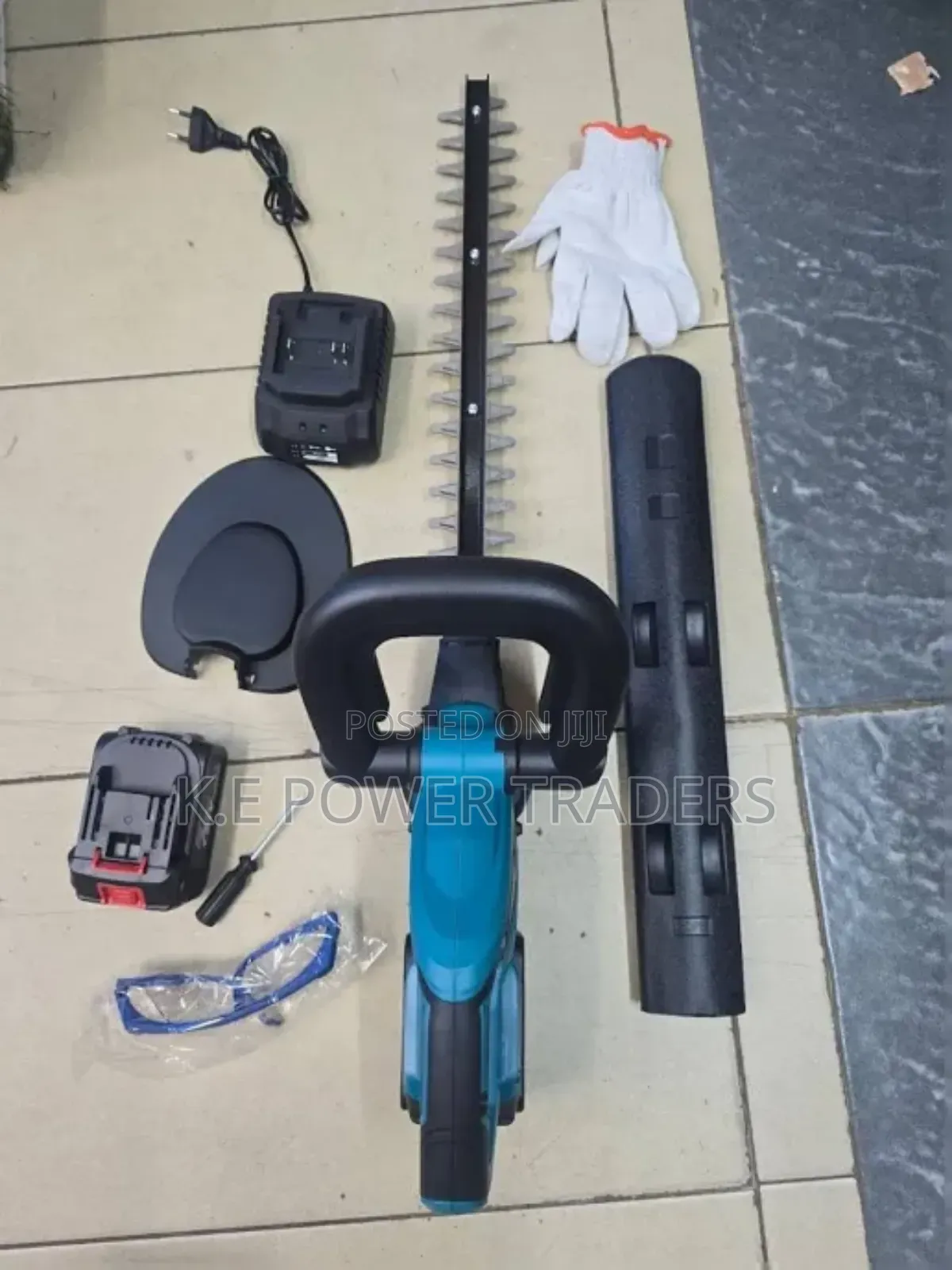Makita Hedge Trimmer