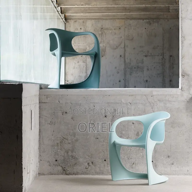 Modern Plastic Chair : Casalino Plastic Cantilever Chair