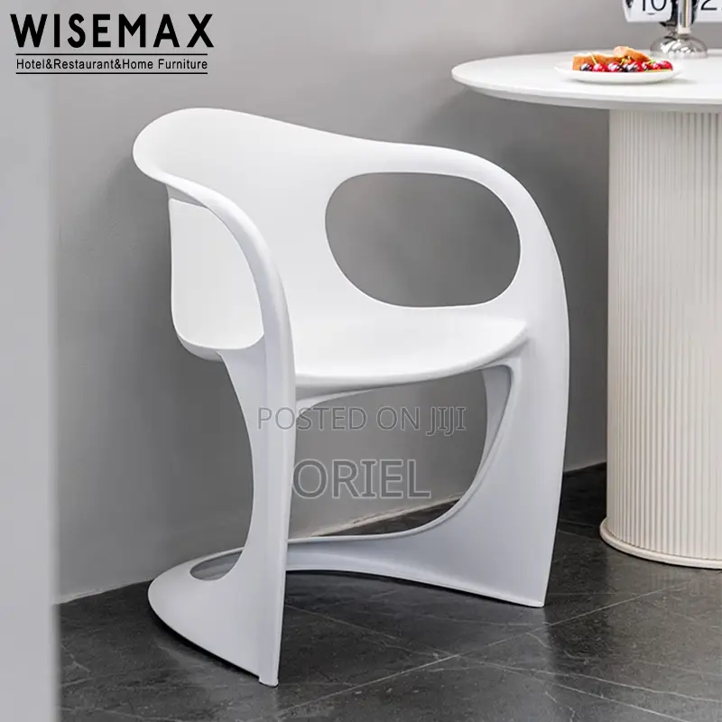 Modern Plastic Chair : Casalino Plastic Cantilever Chair