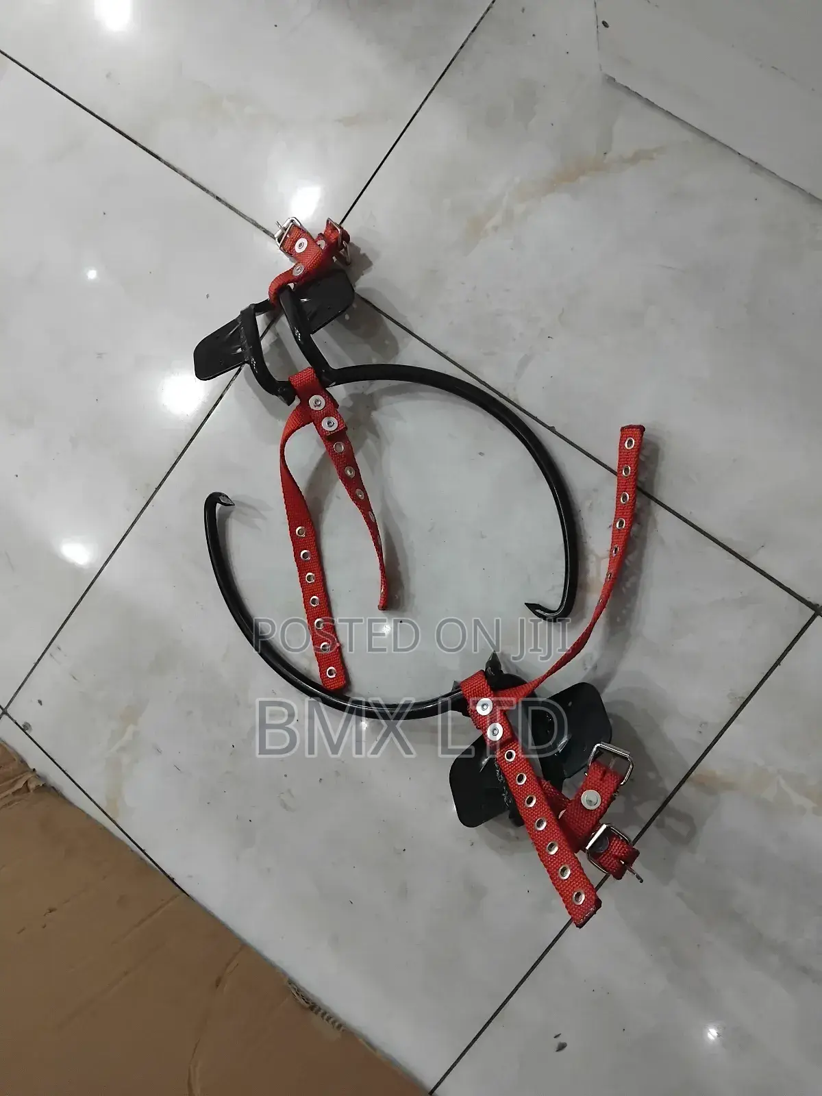 Safety Wooden Pole Climbing Gear With Adjustable Straps