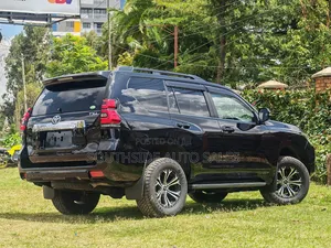 Toyota Land Cruiser Prado 2.8 2018 Black