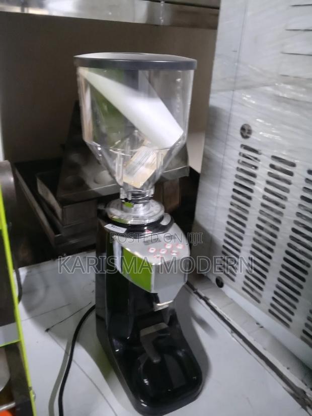 Industrial Coffee Grinder Machine