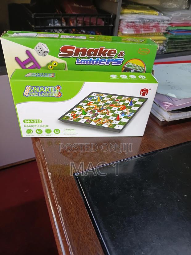 Quality Snake and Ladder Board Game - main view