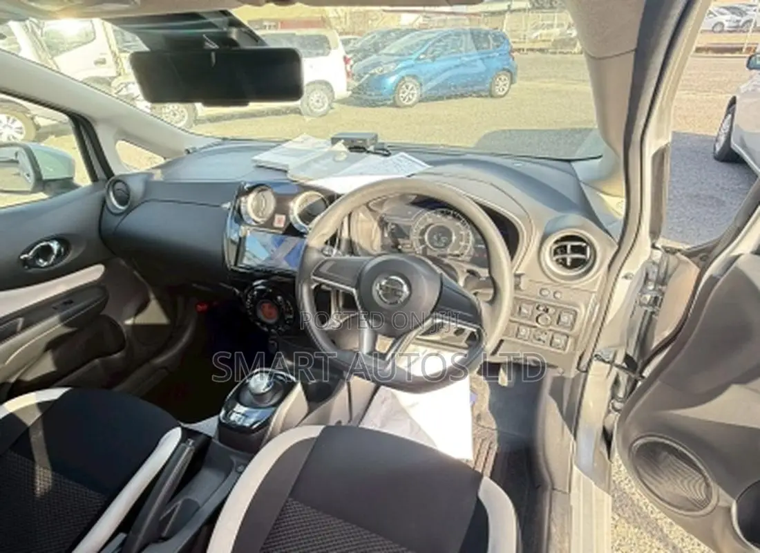 Nissan Note 2020 Silver