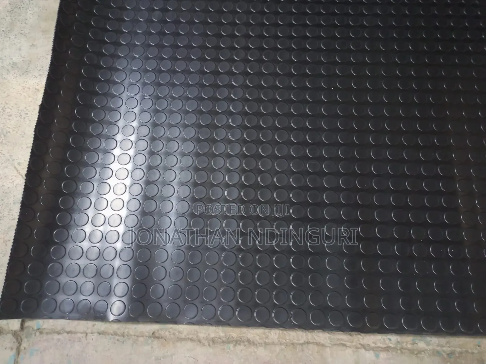 Coin Pattern Rubber Matt