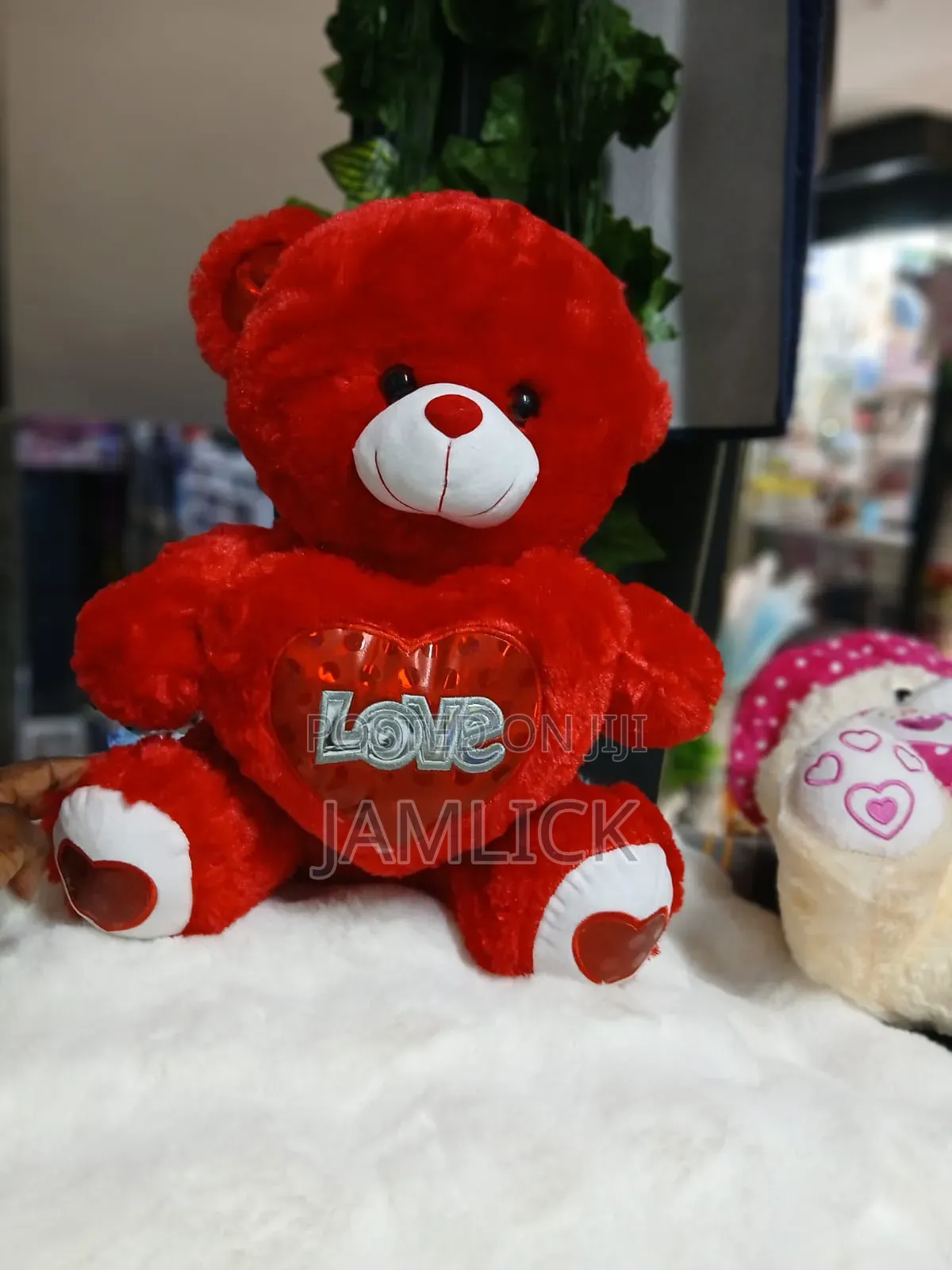 Medium-Sized Teddy Bears - Gw