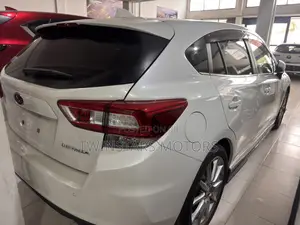 Subaru Impreza 2.0i AWD Hatchback 2019 White