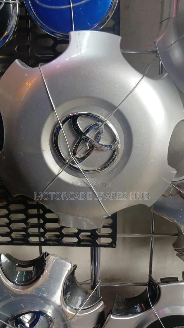 Landcruiser Prado Fj 150 Wheel Rim Cap - main view