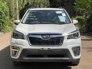 Subaru Forester 2.5i Touring AWD 2018 White
