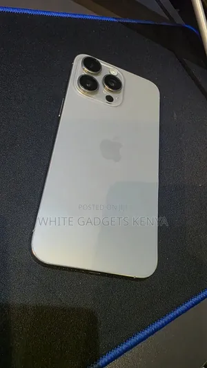Apple iPhone 15 Pro Max 256 GB Gold