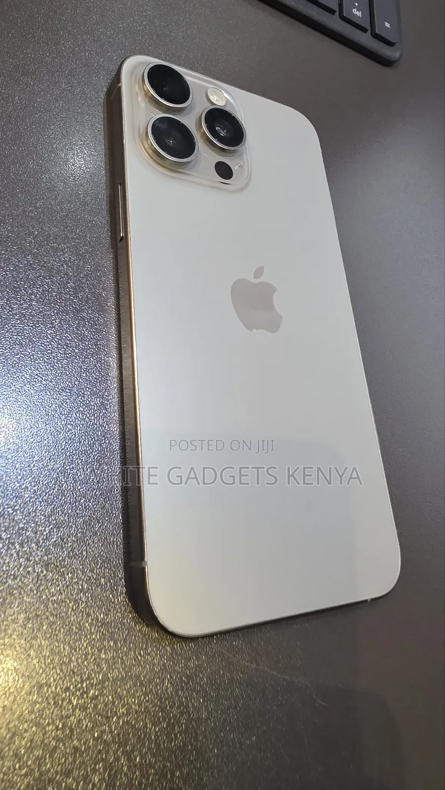 Apple iPhone 15 Pro Max 256 GB Gold