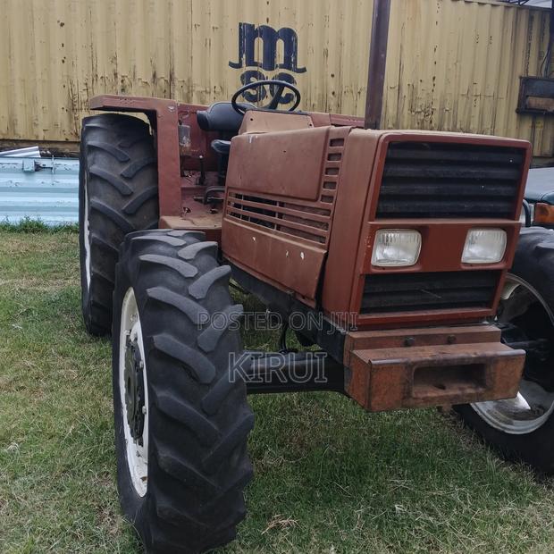 Fiat 100_90 Tractor - thumbnail 2