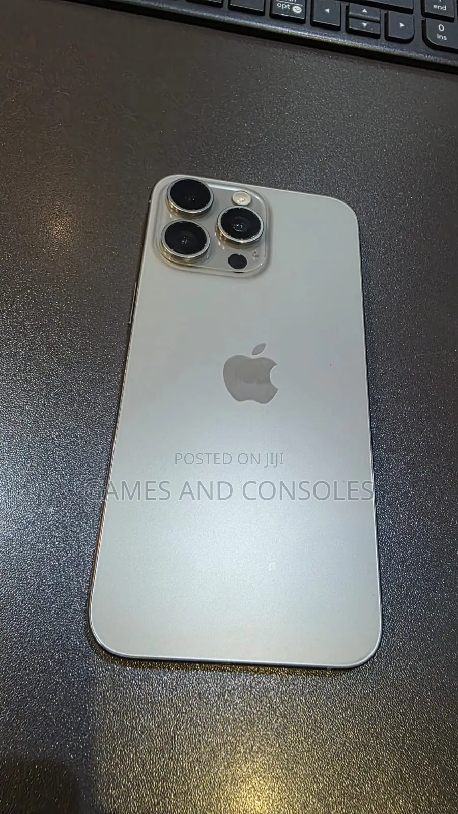 New Apple iPhone 15 Pro Max 256 GB Silver