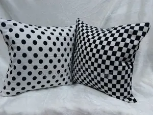 Black and White Throwpillow Covers