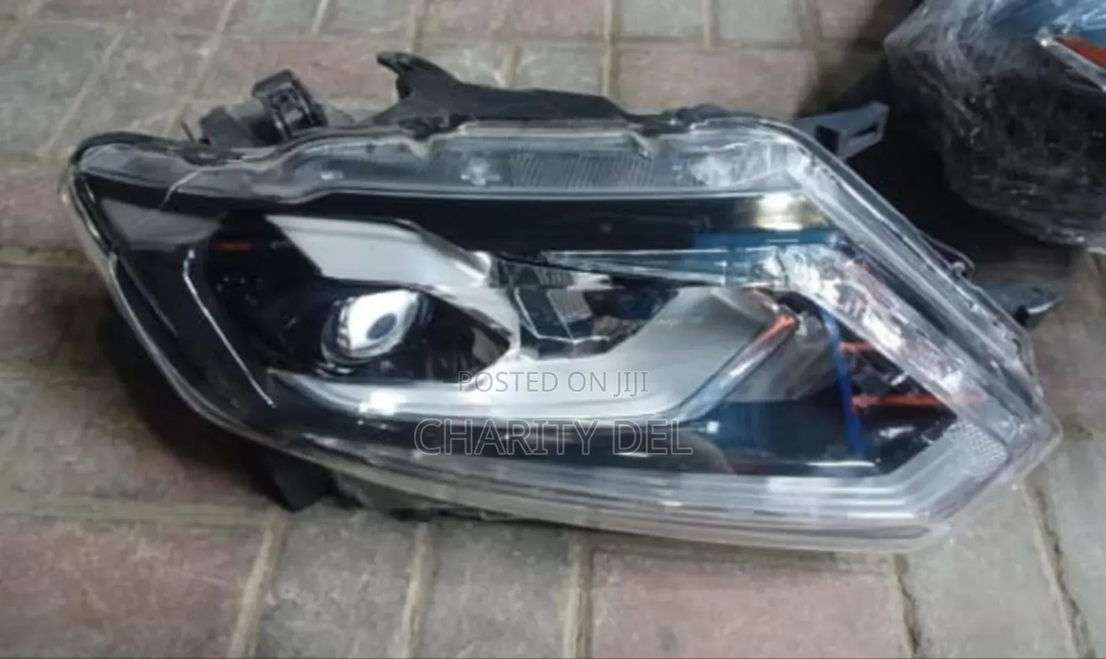 Nissan Xtrail 2017 Headlight Zenon