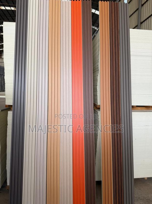 Flutted Wall Panels 2.9m - main view