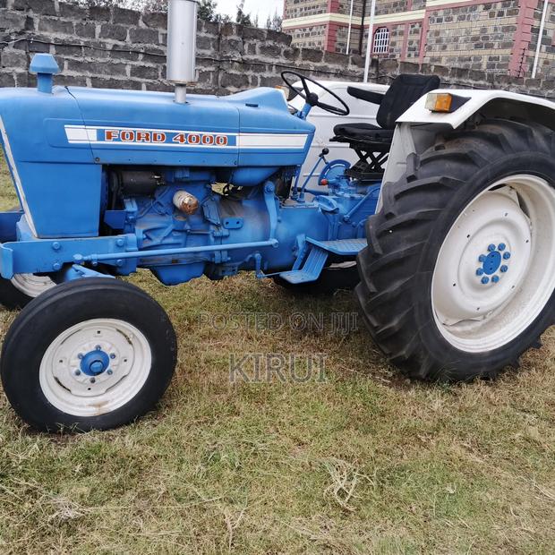 Ford 4000 Tractor (Ex-Uk) - thumbnail 4