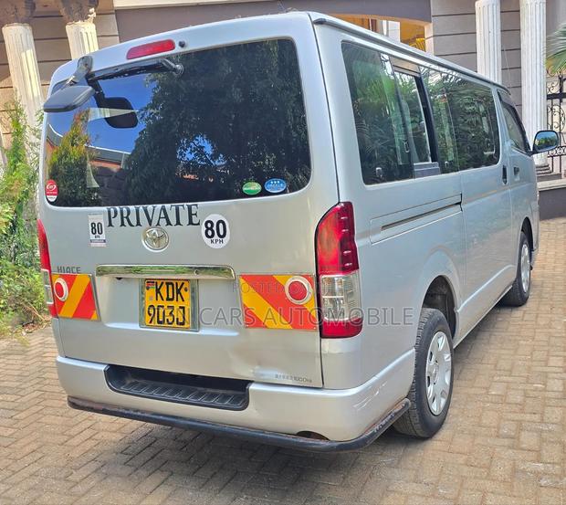 Toyota HiAce 2015 Silver - thumbnail 6