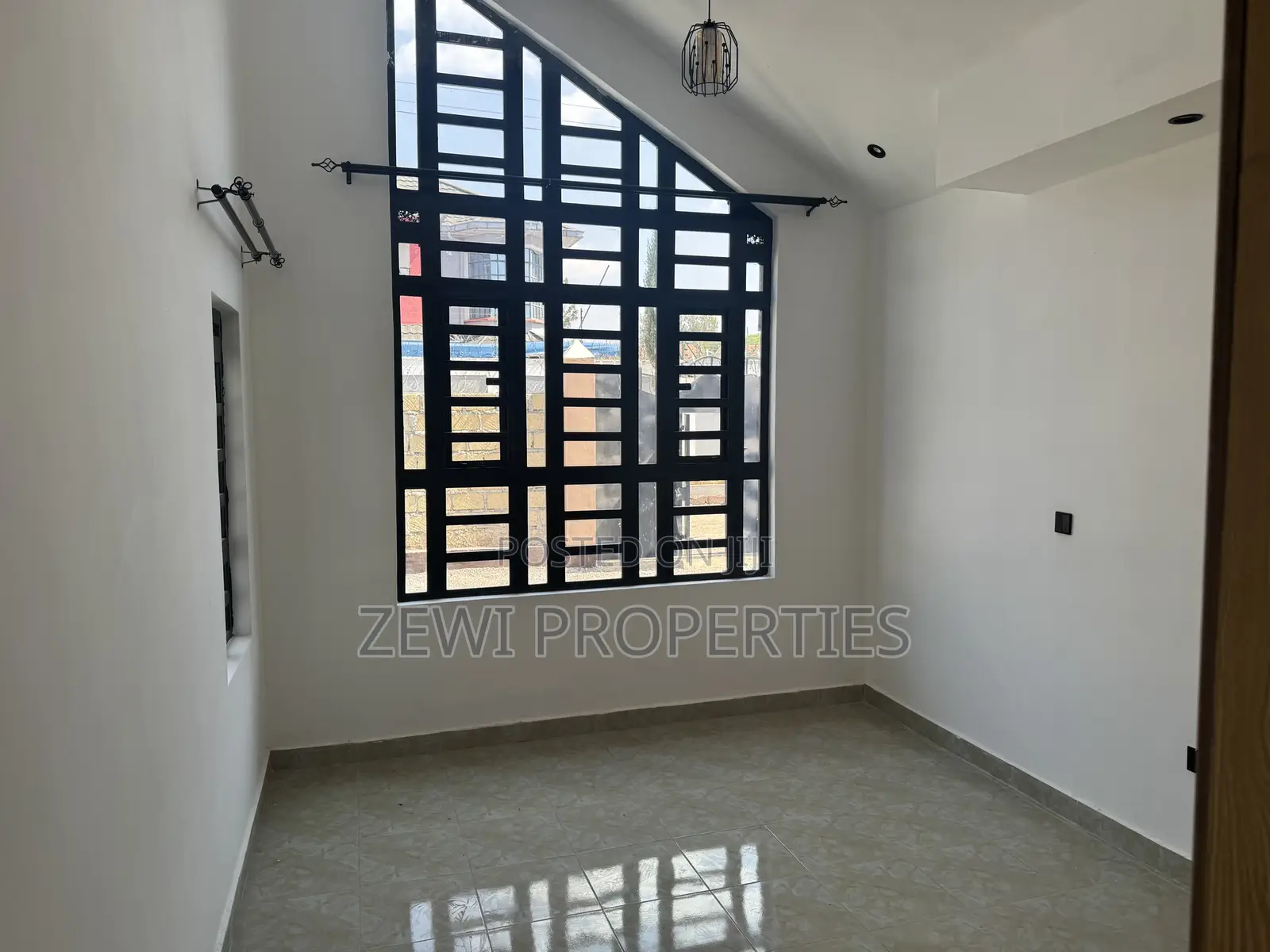 4bdrm Bungalow in Kiserian for sale